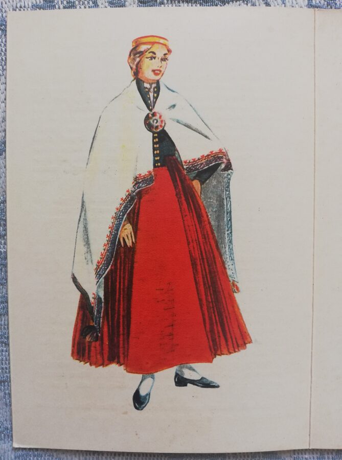 Latviešu tautas tērps. Ventspils novada sieviešu tērps. 1960. gada pastkarte 9,5x14 cm 