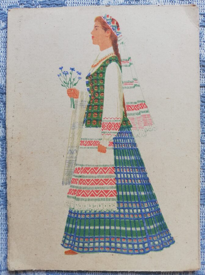 Lietuviešu tautas tērps. Sieviešu tautas tērpi Viļņas apgabalā. 1960. gada pastkarte 10,5x14,5 cm  
