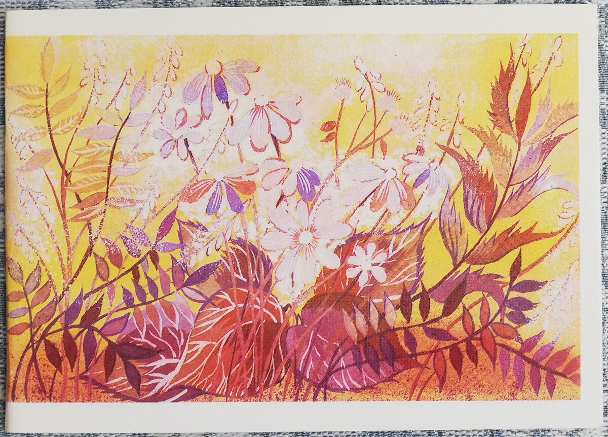 "Congratulations!" 1989 greeting card of the USSR Drawing with wildflowers 15x10.5 cm  