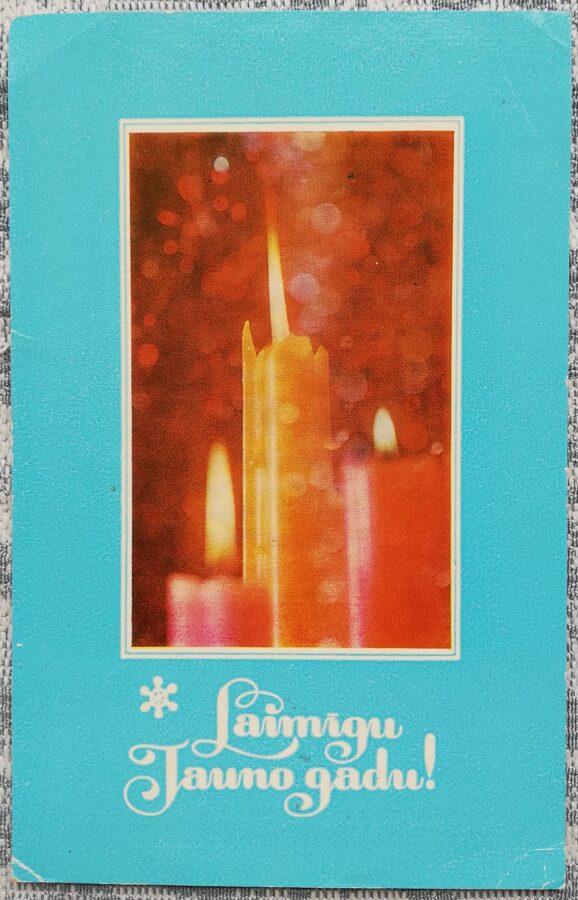"Laimīgu Jauno gadu!" 1979. gada PSRS Jaungada kartīte Sveces uz zila fona 9x14 cm  