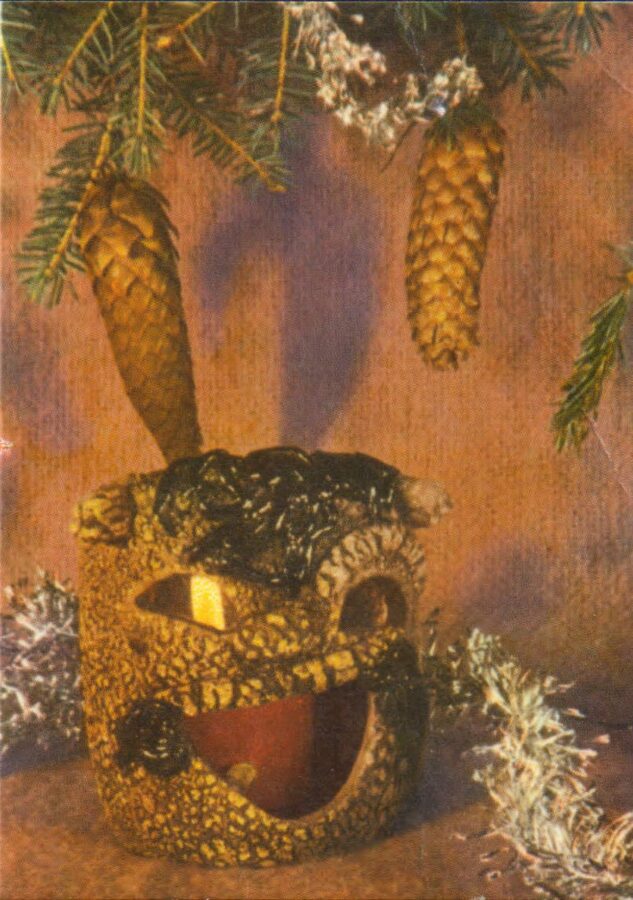 "Laimīgu Jauno gadu!" Egļu čiekuri 7x10 cm Jaungada pastkarte Latvija   