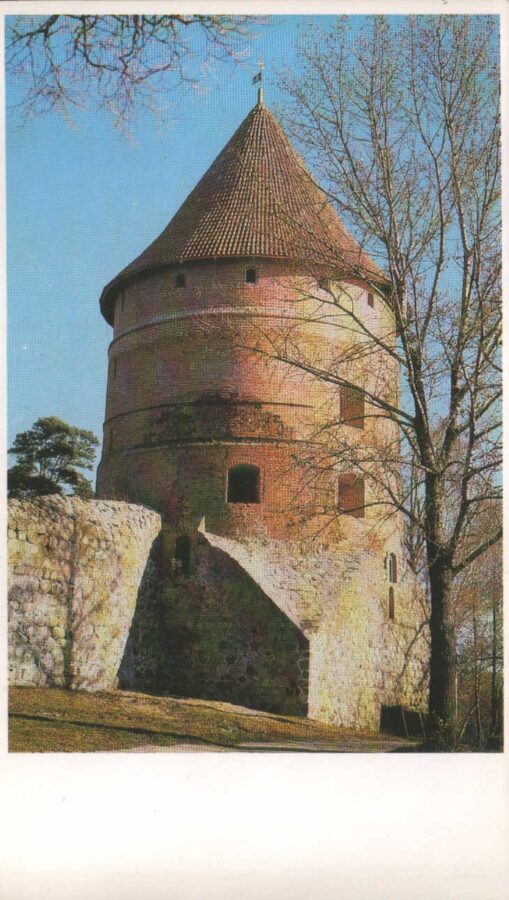 Lietuva. Traķi. 1981. gada pastkarte. Aizsardzības tornis uz salas. 9,5x16,5 cm 
