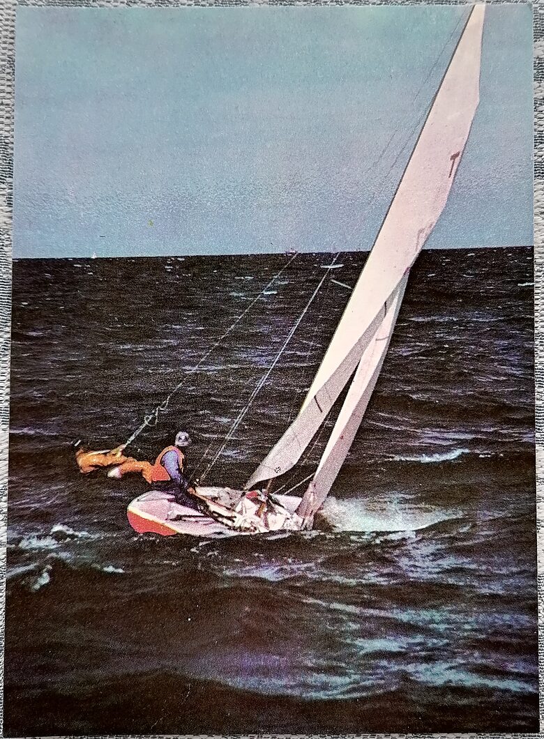 Divķīļu jahta 1978 Starptautiskā Tempest klase 10,5 x 15 cm  