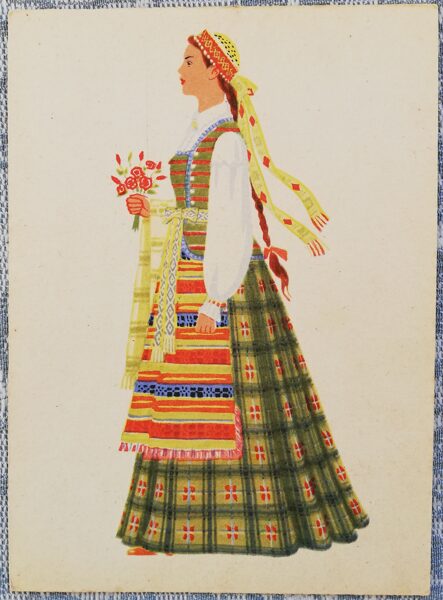 Lietuviešu tautas tērps. Sieviešu tautas tērpi Dzūkijā. 1960. gada pastkarte 10,5x14,5 cm  