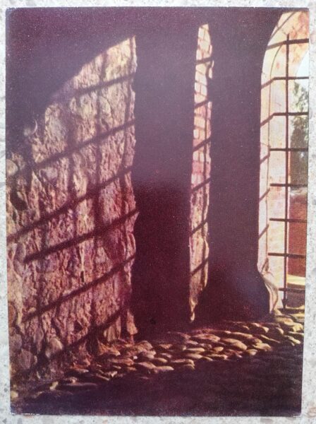 A window that has seen a lot in its lifetime 1966 Trakai 10.5x14.5 cm Lithuanian postcard  