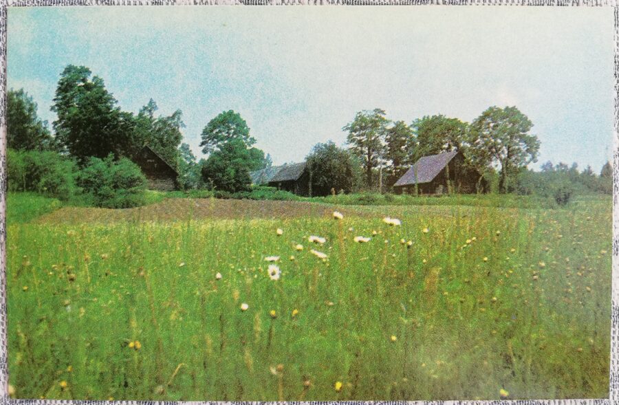 Riekstini 1975 Memorial house of painter and writer Janis Jaunsudrabins 14x9 cm Latvian postcard  