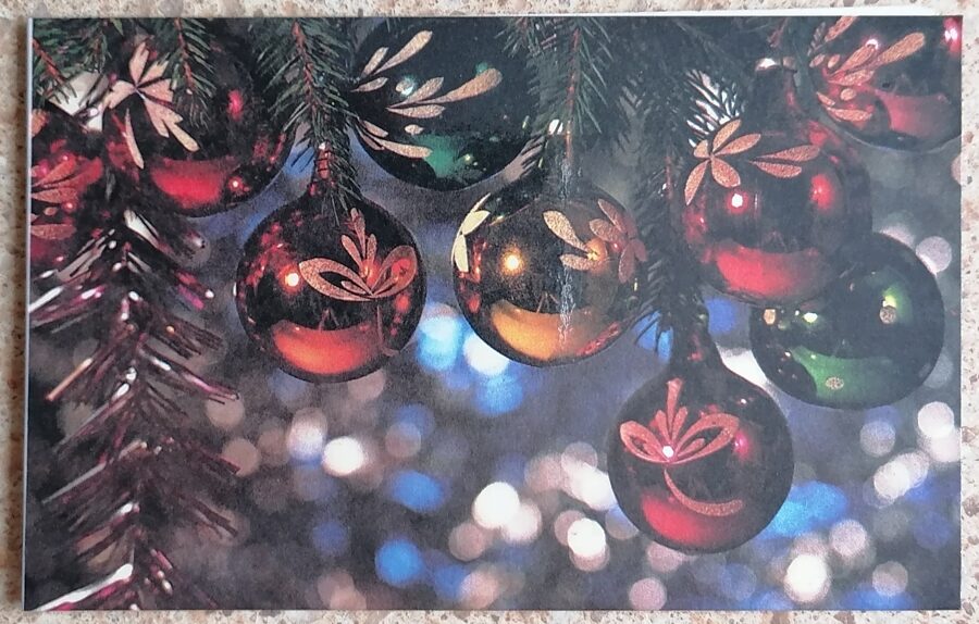 Christmas balls 1983 New Year card 14 x 9 cm Latvia  