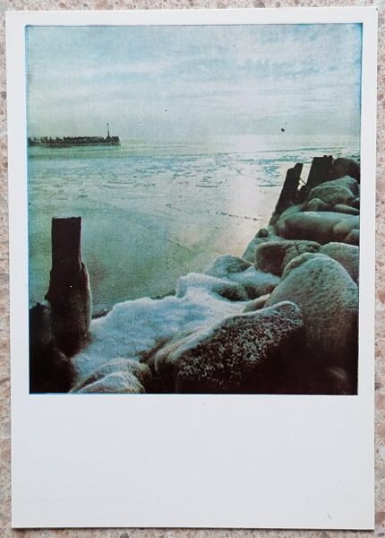 Sniegs uz akmeņiem 1980 Vidzemes jūrmala 10,5 x 15 cm Latvija  