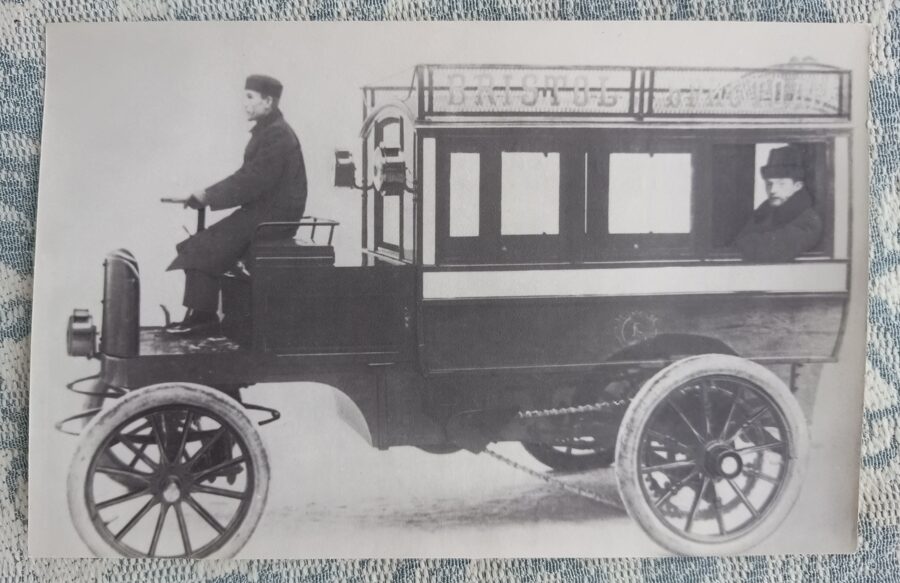 Electric omnibus from the Dux plant (1902) Car 14x9 cm Photo printing factory USSR 1982  