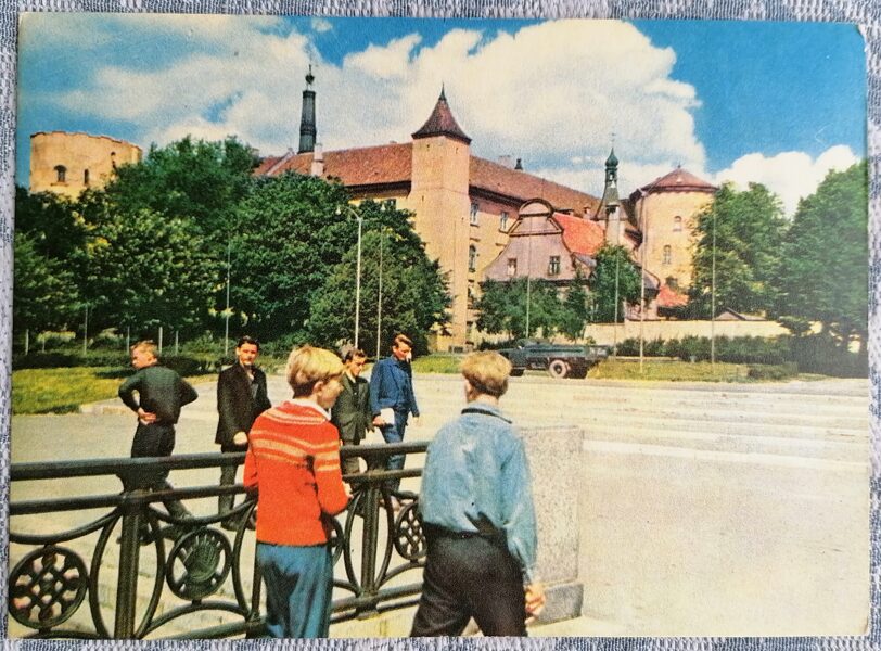 Komsomoļskas krastmala 1968 Vecrīga 14x10 cm pastkarte Latvija  