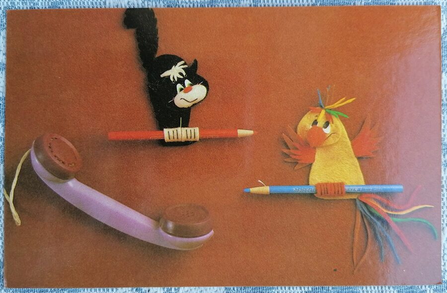 Zīmuļu turētājs telefonam (kaķis un papagailis) 1989 PSRS pastkarte 14x9 cm rokdarbiem  