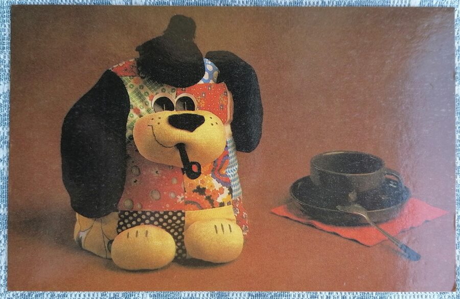 Sildītājs tējkannai (sunim) 1989 PSRS 14x9 cm pastkarte rokdarbiem  