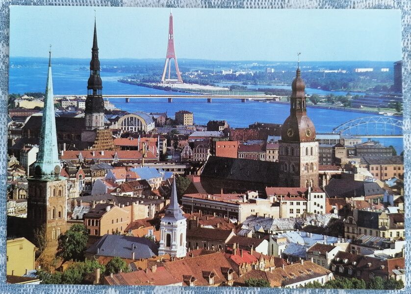 Vecrīgas panorāma 1989 Rīga 15x10,5 cm Latvijas pastkarte  